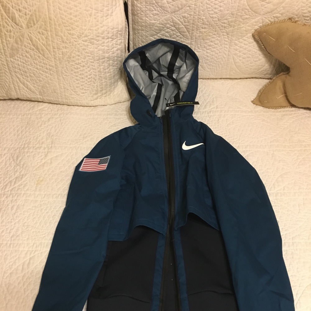 Women’s Olympic branded Windbreaker (Nike)